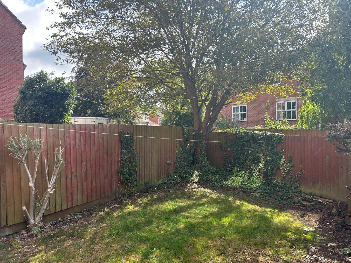 The Town House, Whole House Suitable For Contractors And Families Market Harborough Exteriör bild